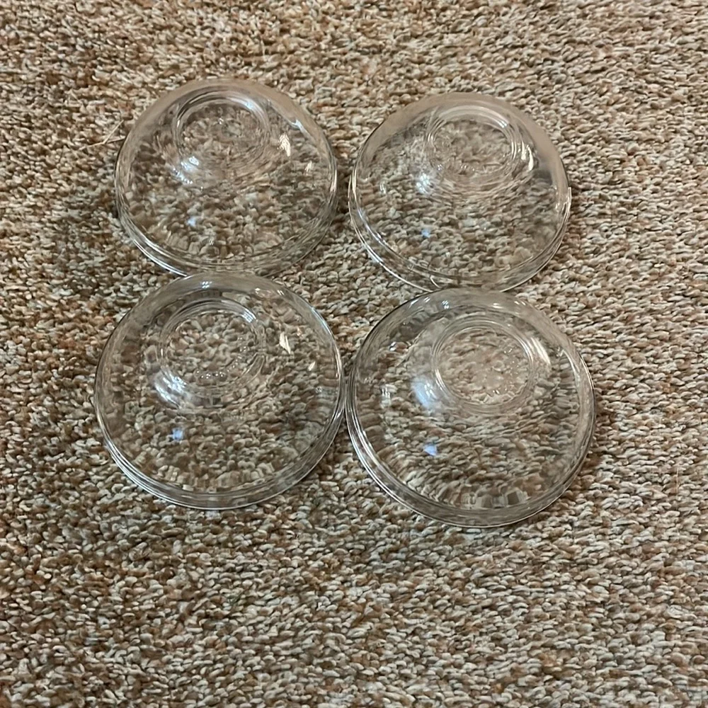 Bundle of four clear glass ramekins